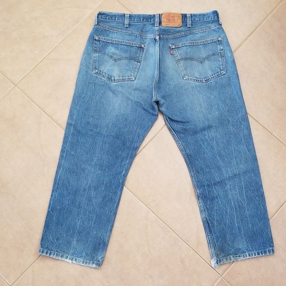VTG/Y2K Levi's 501 Button Fly Light Jeans - Picture 3 of 8